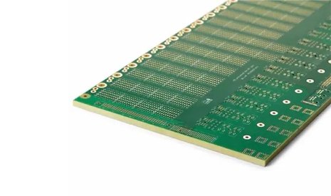 Choisir le bon service d'assemblage PCB: ce que vous devez savoir