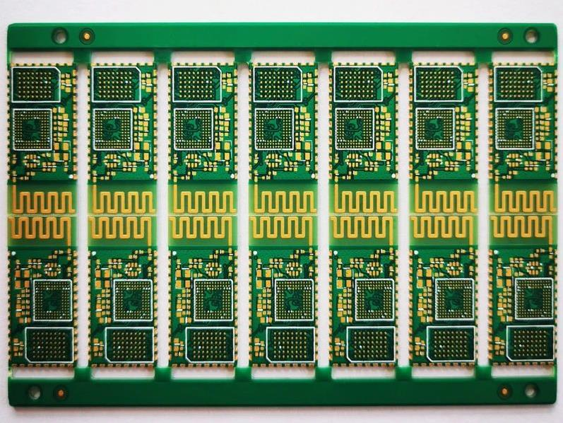 Fabricant personnalisé d'assemblage de circuits imprimés à base de cuivre Pcb Fournisseur Pcba